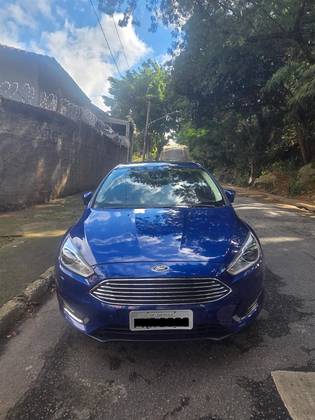 FORD FOCUS 2.0 TITANIUM PLUS 16V FLEX 4P POWERSHIFT FORD FOCUS 2.0 TITANIUM PLUS 16V FLEX 4P POWERSHIFT